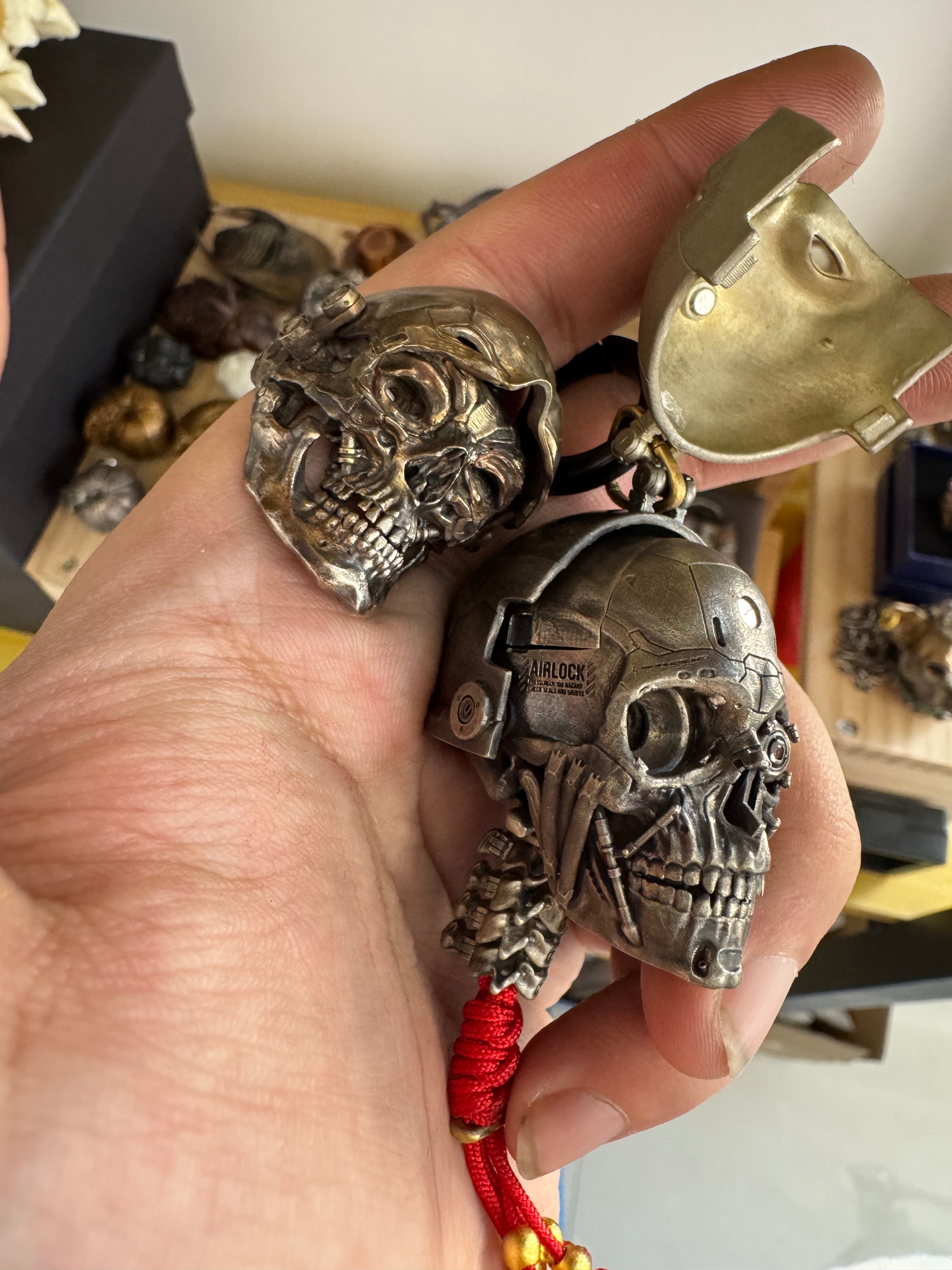 Cyberpunk EDC Pendant: Small Iron Head